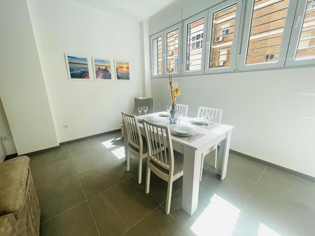 Apartamento Alhucemas Playa Málaga Buitenkant foto