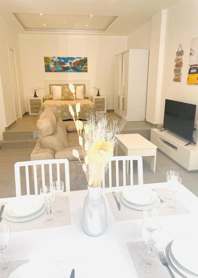 Apartamento Alhucemas Playa Málaga Buitenkant foto